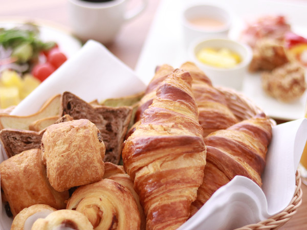 フランス産AOPバターたっぷりのクロワッサンは絶対食べてほしい一品